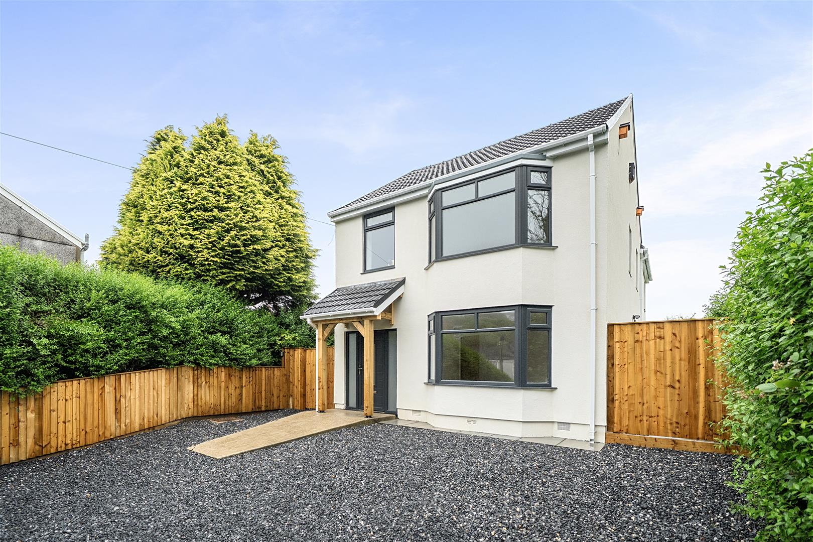 Llangyfelach Road, Treboeth, Swansea, SA5 9EN